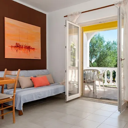 Casa de Férias House Milica Bibinje