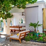 House Milica * Bibinje