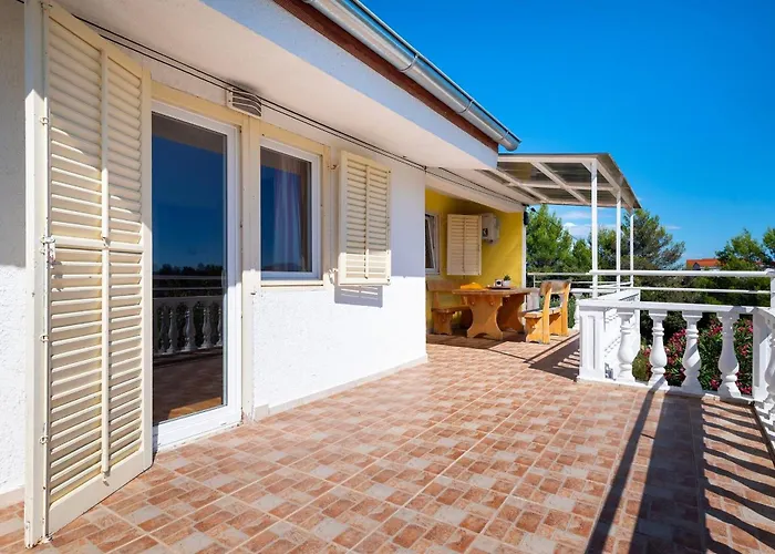 House Milica Ferienhaus Bibinje